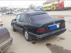 Photo of the vehicle Mercedes-Benz W124