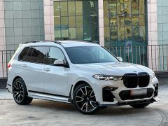 Photo of the vehicle BMW X7