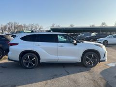 Сүрөт унаа Toyota Highlander