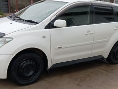 Photo of the vehicle Toyota Ist