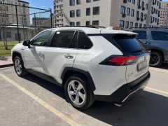 Фото авто Toyota RAV4