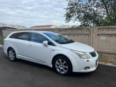 Сүрөт унаа Toyota Avensis