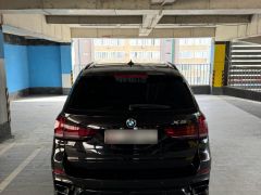 Photo of the vehicle BMW X5