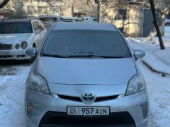 Сүрөт унаа Toyota Prius