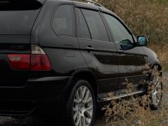 Photo of the vehicle BMW X5