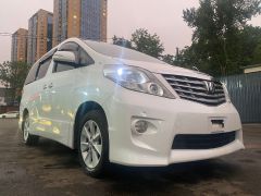 Сүрөт унаа Toyota Alphard