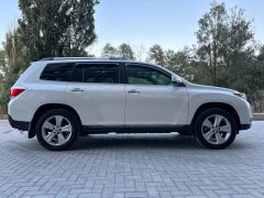 Фото авто Toyota Highlander