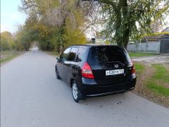 Photo of the vehicle Honda Fit