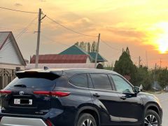 Сүрөт унаа Toyota Highlander