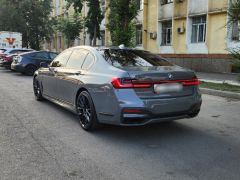 Фото авто BMW 7 серии