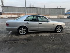 Фото авто Mercedes-Benz E-Класс