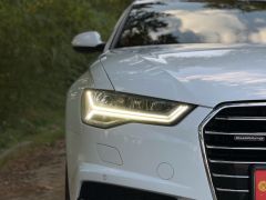 Photo of the vehicle Audi A6