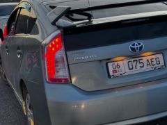 Фото авто Toyota Prius