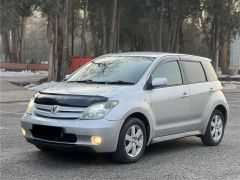 Фото авто Toyota Ist