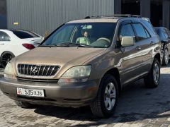 Photo of the vehicle Lexus RX