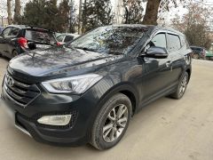 Photo of the vehicle Hyundai Santa Fe