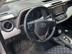 Сүрөт унаа Toyota RAV4