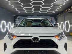 Сүрөт унаа Toyota RAV4