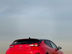 Фото авто Hyundai Veloster