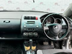 Фото авто Honda Fit