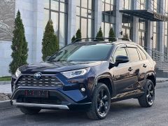 Сүрөт унаа Toyota RAV4