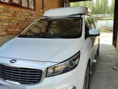 Photo of the vehicle Kia Carnival