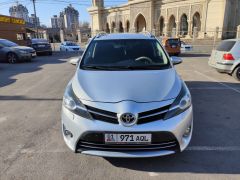 Сүрөт унаа Toyota Verso