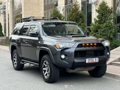 Photo of the vehicle Toyota 4Runner