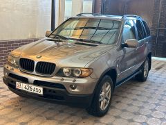 Photo of the vehicle BMW X5