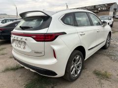 Photo of the vehicle Haval Jolion