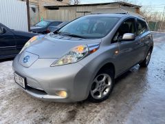 Фото авто Nissan Leaf