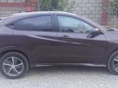 Сүрөт унаа Honda HR-V