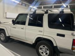 Сүрөт унаа Toyota Land Cruiser