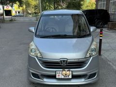 Фото авто Honda Stepwgn