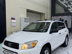 Фото авто Toyota RAV4