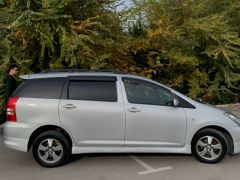 Фото авто Toyota Wish