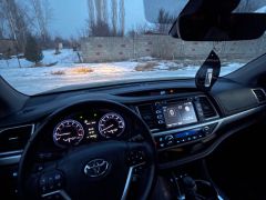 Сүрөт унаа Toyota Highlander