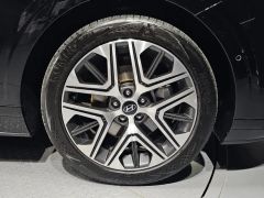 Photo of the vehicle Hyundai Grandeur