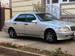 Фото авто Mercedes-Benz C-Класс