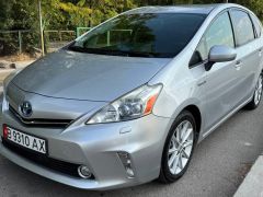 Фото авто Toyota Prius v (+)