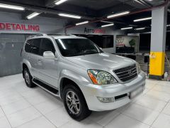 Photo of the vehicle Lexus GX