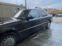 Сүрөт унаа Mercedes-Benz W124