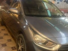 Сүрөт унаа Hyundai Solaris