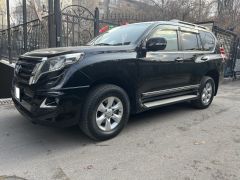 Сүрөт унаа Toyota Land Cruiser Prado