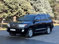 Photo of the vehicle Toyota Land Cruiser