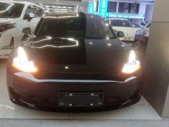 Сүрөт унаа Tesla Model 3