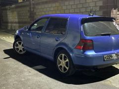 Фото авто Volkswagen Golf