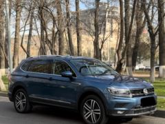 Сүрөт унаа Volkswagen Tiguan