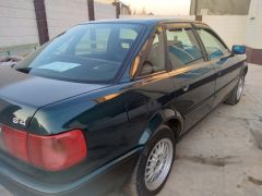 Photo of the vehicle Audi 80