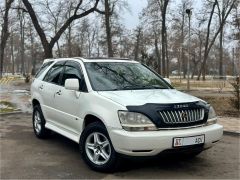 Photo of the vehicle Lexus RX